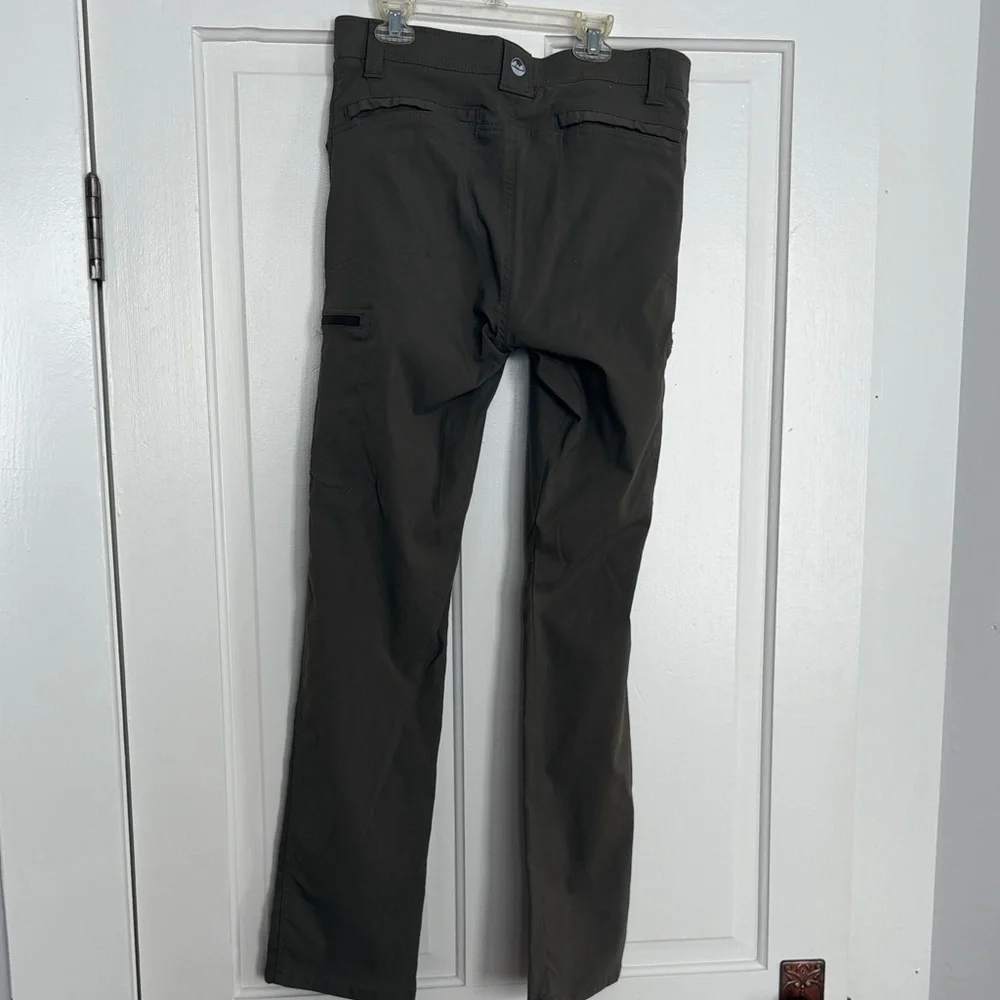 Wrangler Men's‎ Elastic Dark Olive Cargo Pants 30/32